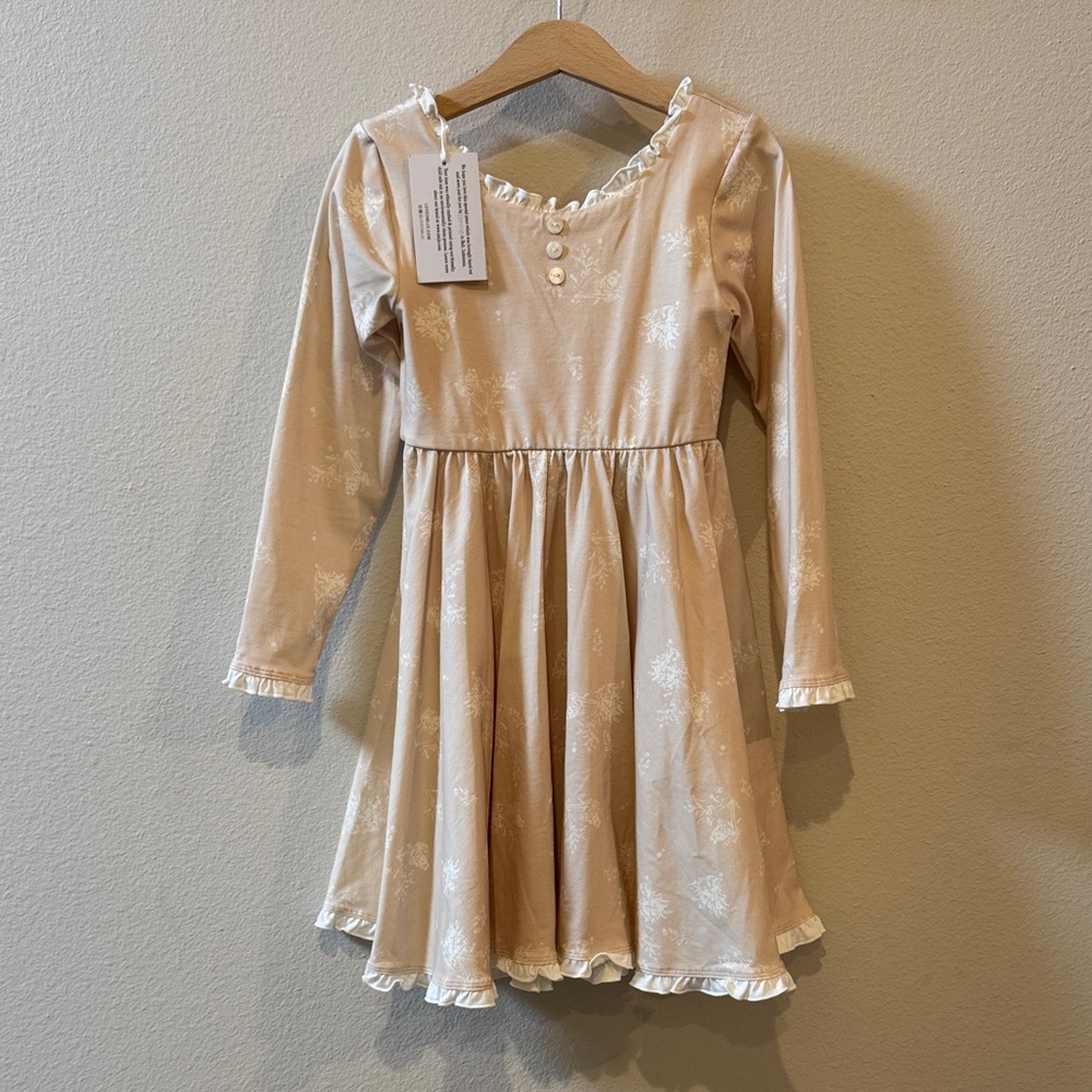 NWT 7Y Omi Jo Vanilla Winter Floral Innocent Long Sleeve Ruffle Hem Dress!